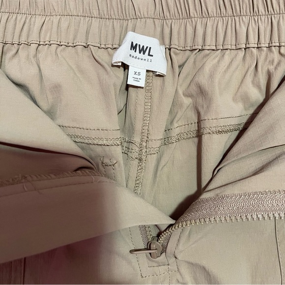 Madewell Shorts Women's Size Extra Small XS Khaki Zip-Front‎ Tapered High-Rise - Picture 10 of 10